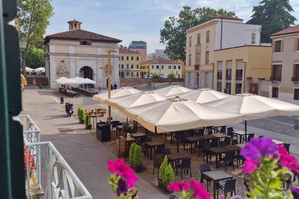 Elegante Alloggio In Casa Storica-Borgo Portello Padova Ngoại thất bức ảnh